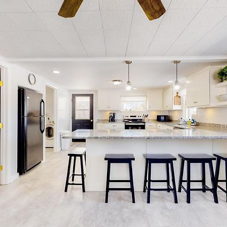 Finger Lakes Stunner Villa Dundee Exteriör bild